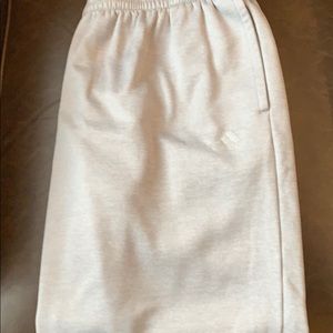 Adidas Basketball Bundle - Sweatpants and Socks